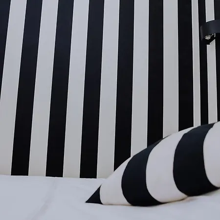 住宿加早餐酒店 La Maison Bleue