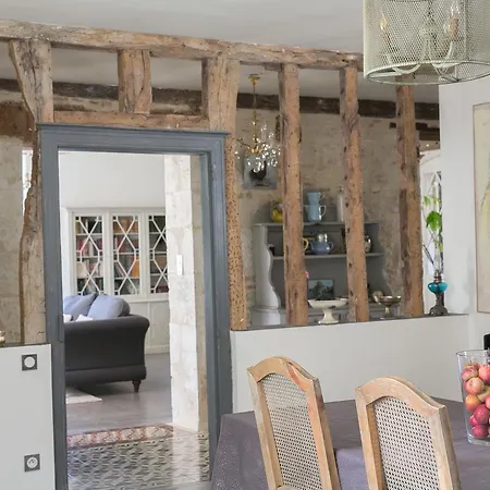 La Maison Bleue 住宿加早餐酒店 维勒雷阿勒