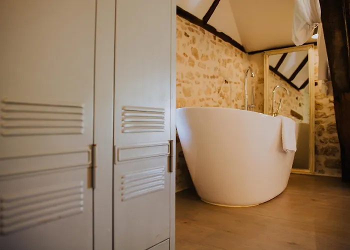 La Maison Bleue Bed & Breakfast